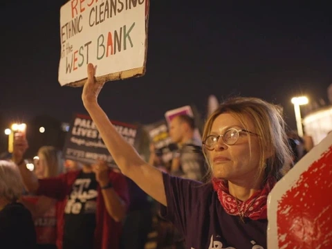 Palestijnen op de Westelijke Jordaanoever en een stad in Gaza naar de stembus